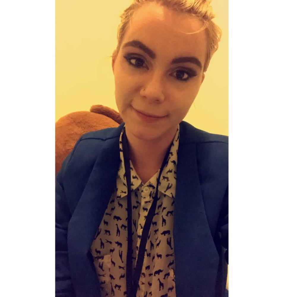 Meet your Posher, Cayla